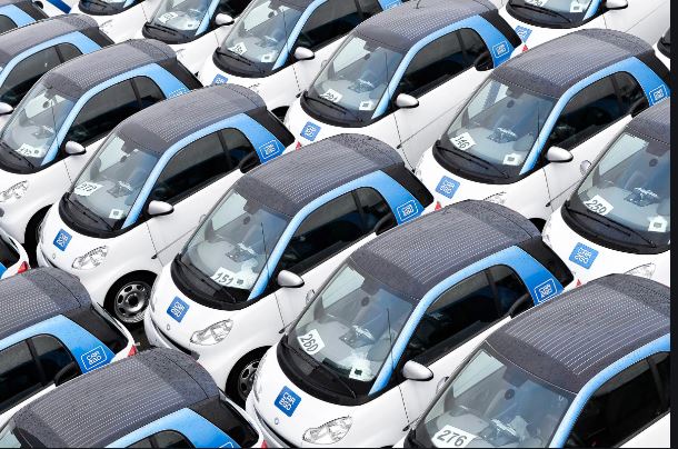 masová výroba elektrických aut tvaru vejce